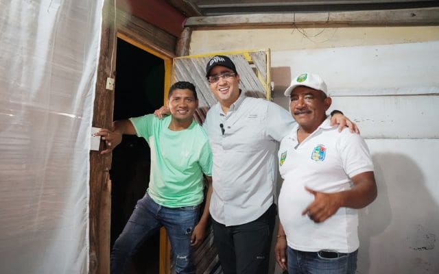 58 familias y el turismo de Mayapo se iluminan con la llegada de energía eléctrica (1)