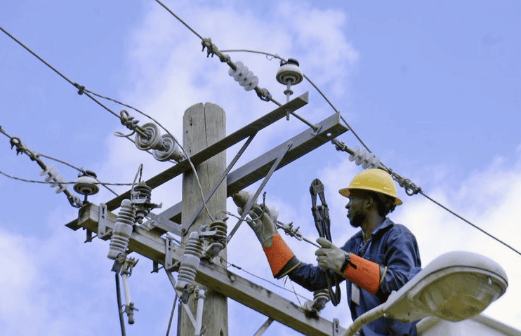 Contraloría General de la República alerta sobre riesgo de abastecimiento energético por ausencia de nuevos proyectos y no pago de deudas acumuladas a los prestadores del servicio de energía y gas (1)