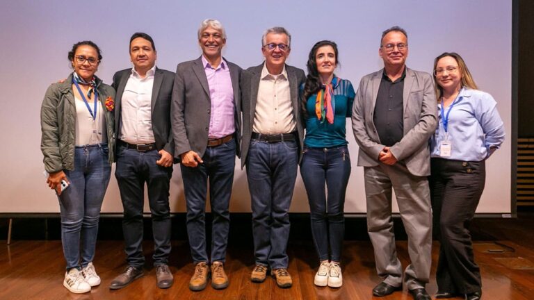 250210-Para-mejorar-transparencia-en-contratacion-publica-MinTIC-1280 (1)
