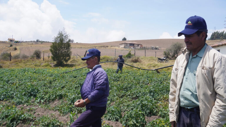 Gobierno reducirá 40% créditos para campesinos que gestionen agua