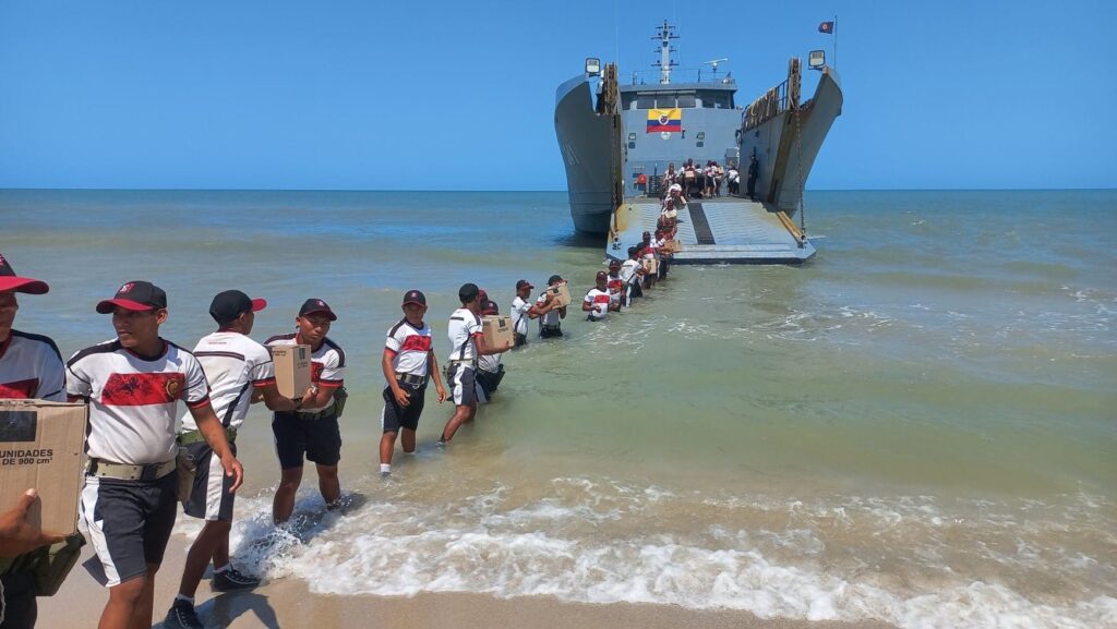 Armada de Colombia reafirma su compromiso con la comunidad Wayúu en la Alta Guajira