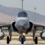 Petro asegura Gripen y desarrollo sostenible con agua y sol