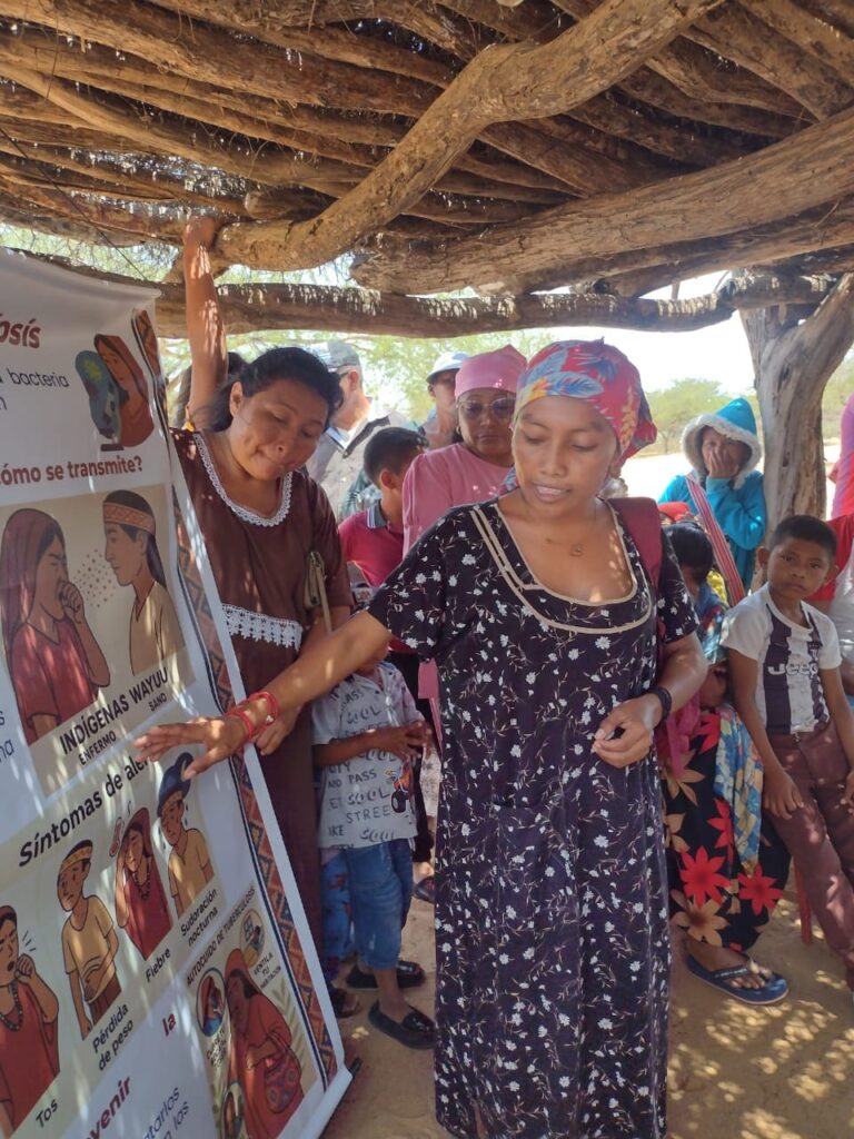 Con brigada INS impulsa salud y conocimiento en comunidades wayuu