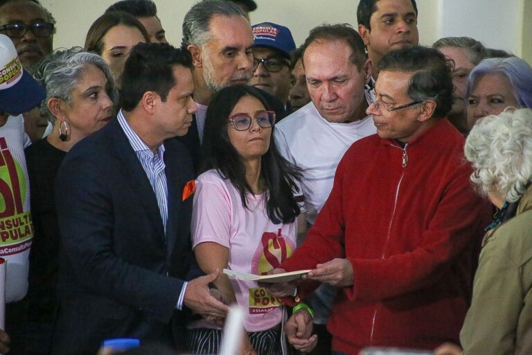 Presidente Petro radica la propuesta de Consulta Popular a consideración del Senado de la República