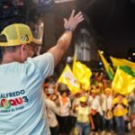 Alfredo Deluque de espaldas Maicao