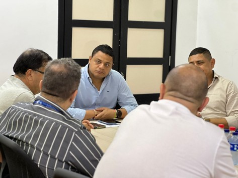 Alcalde vuelos nocturnos Riohacha Bogotá